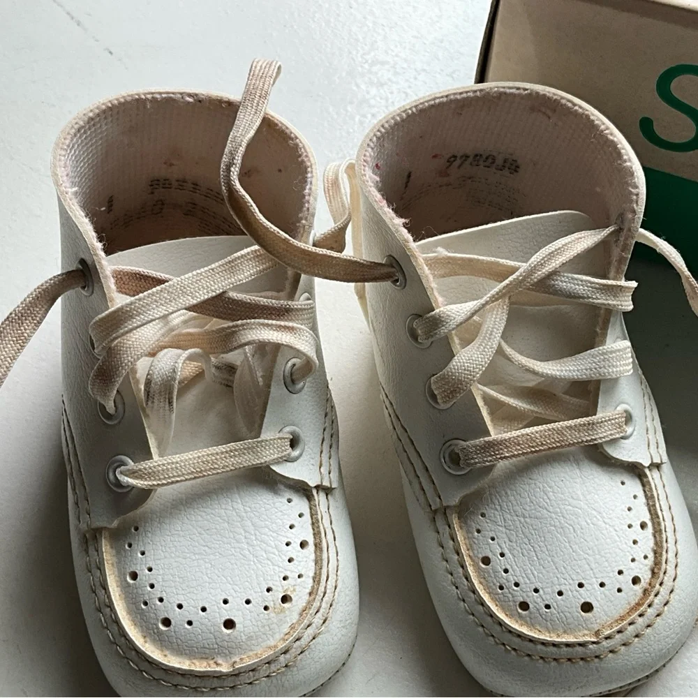 Vintage 1990s Lot of 2 Baby/Walking Shoes Stride Rite Wee Kids Size 2 1/2 C